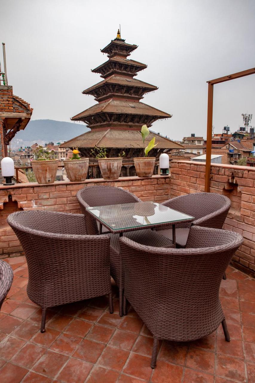 Hotel Baha Restaurant And Cafe Bhatgoan Exterior foto